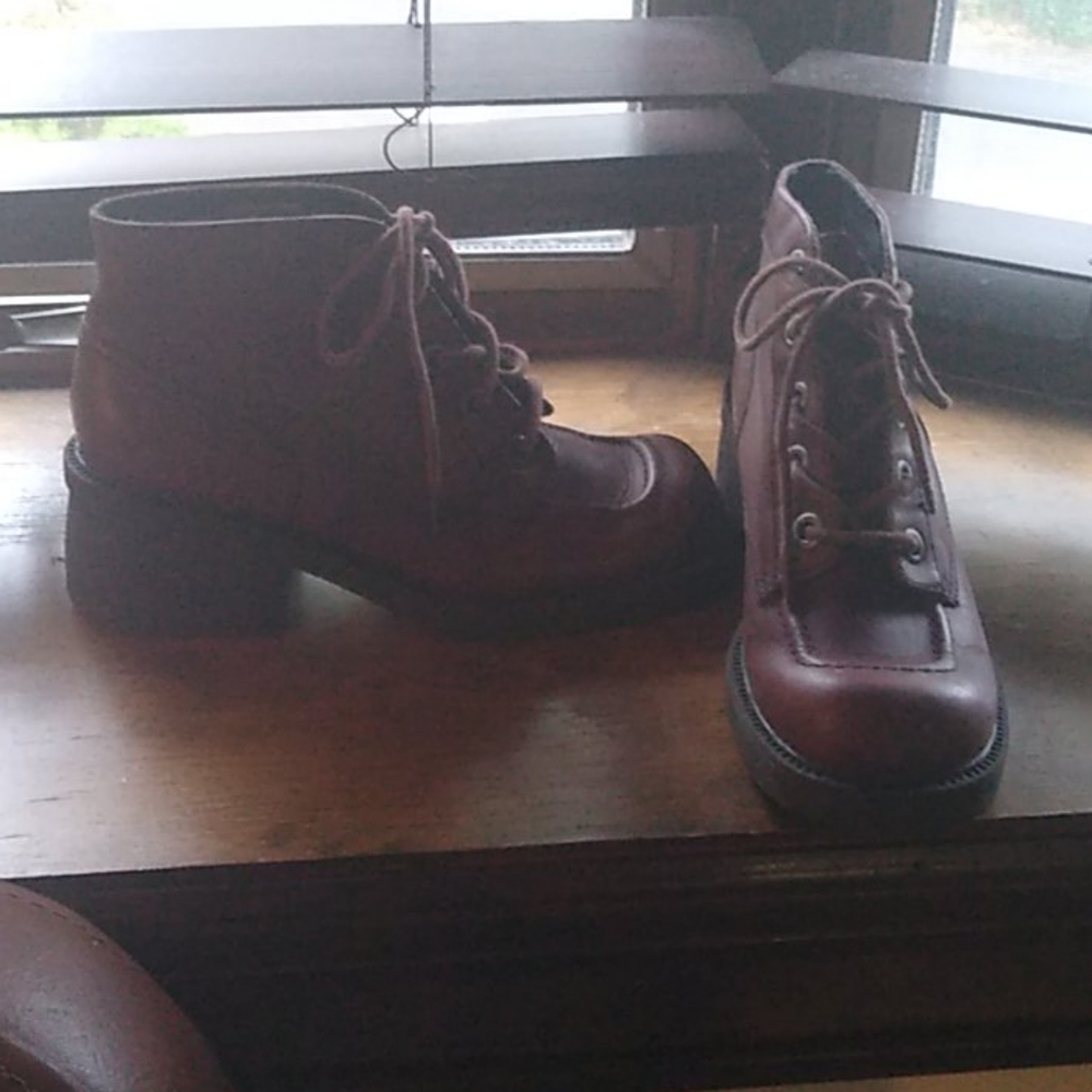 9&Co Vintage Booties